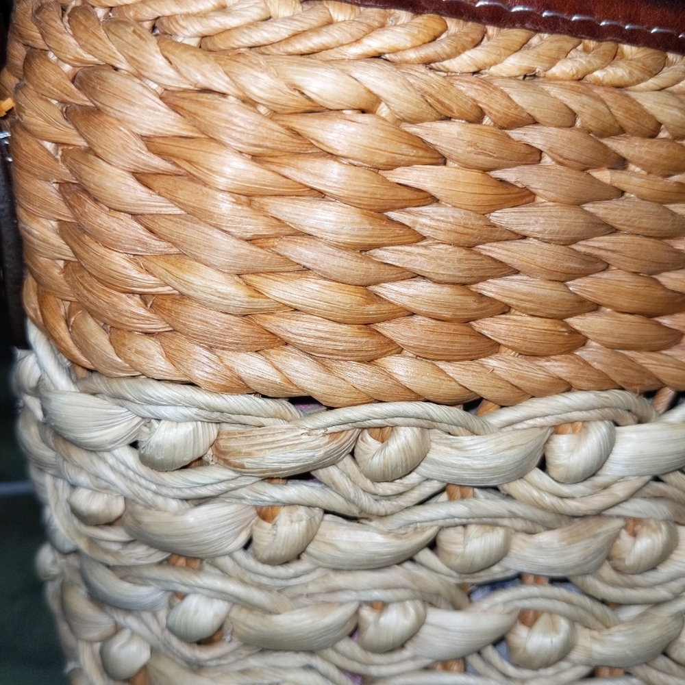 Brighton straw woven shoulder bag - Picture 9 of 10